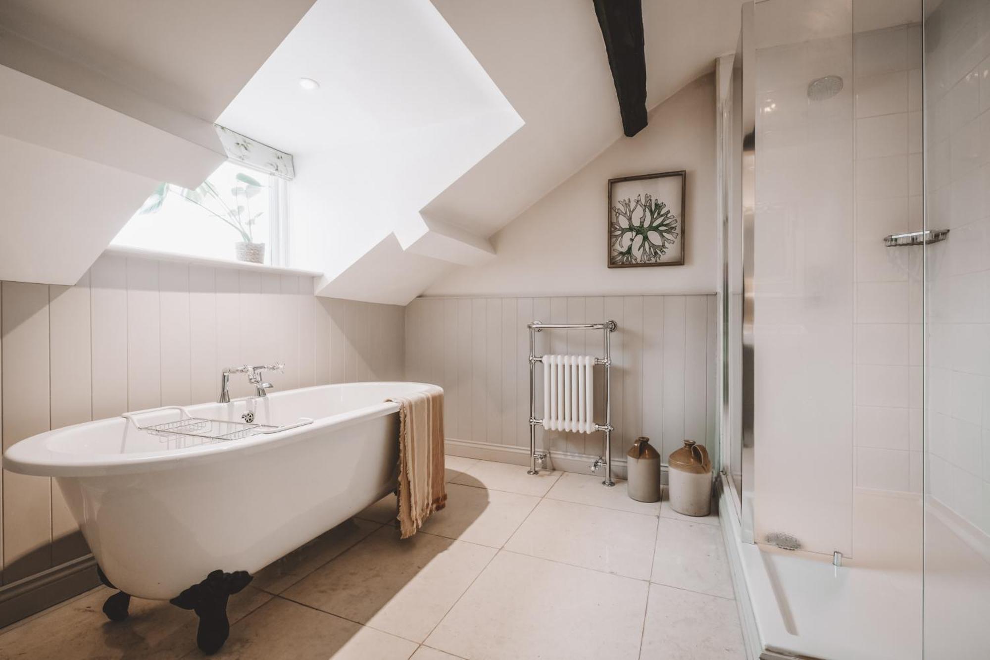 The Hare & Hounds Inn Bowland Bridge Exteriér fotografie