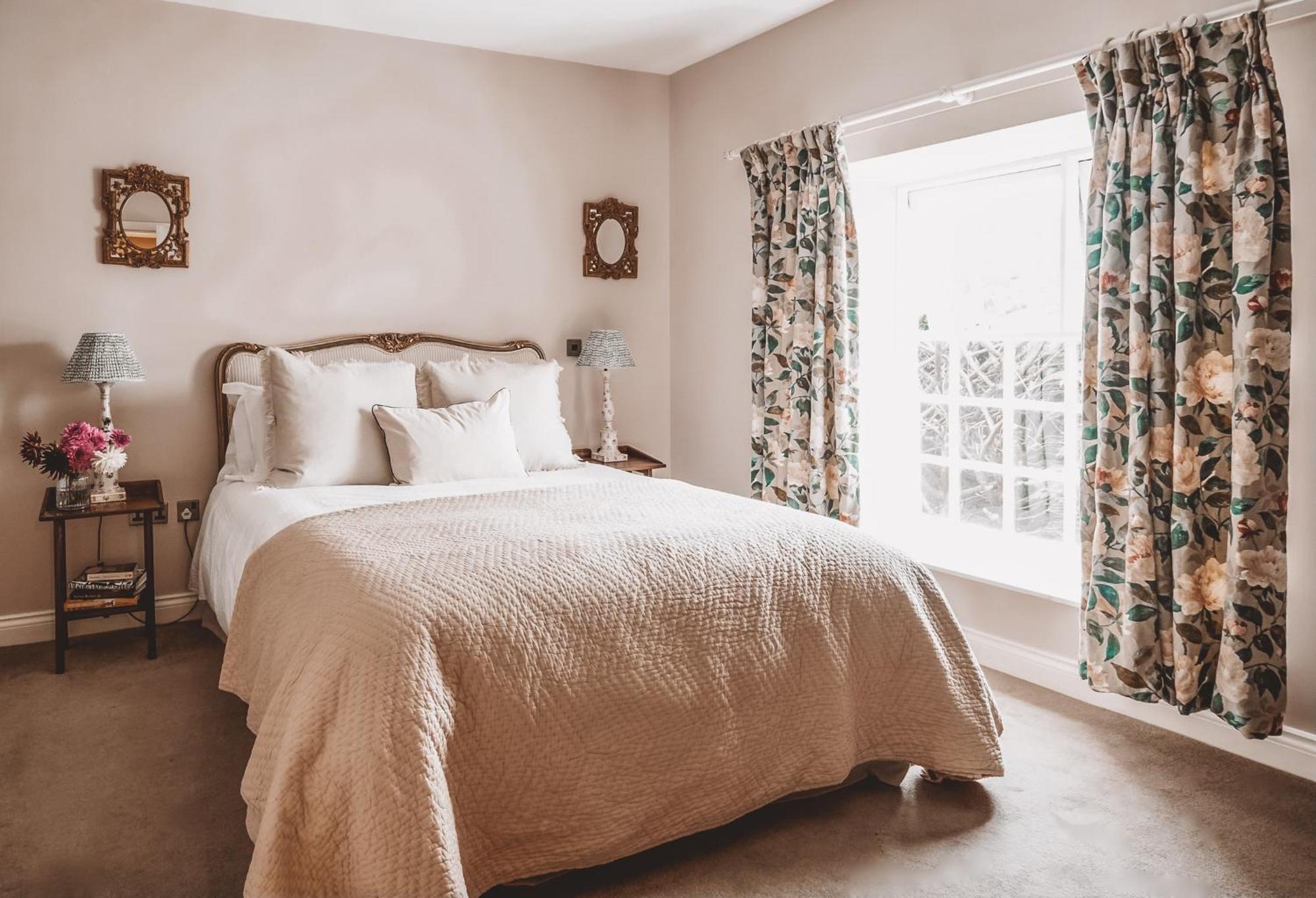 The Hare & Hounds Inn Bowland Bridge Pokoj fotografie